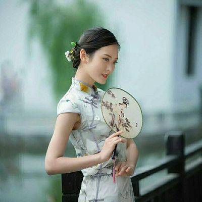 黑白模特
