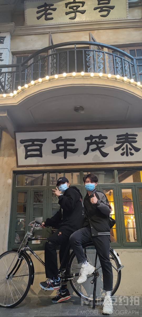 情侣模特