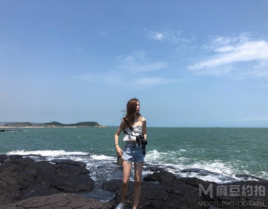 黑白模特