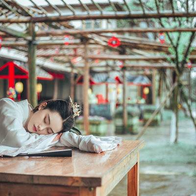 汉服模特