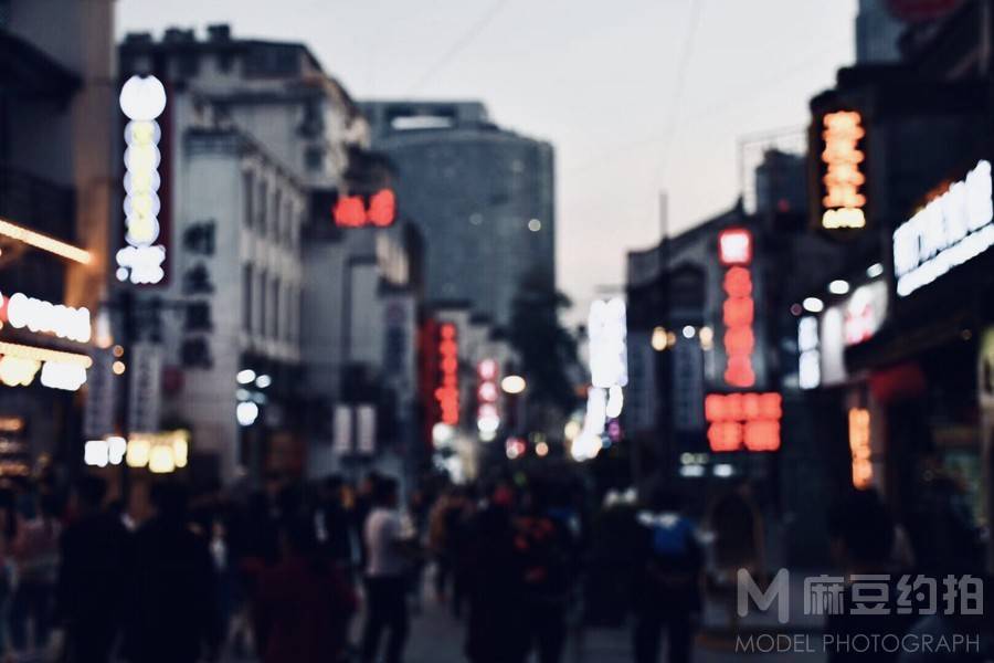 夜景模特