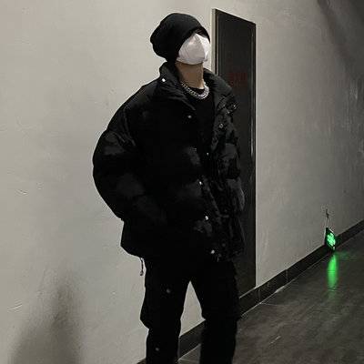 黑白模特