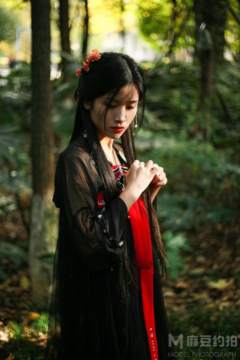 汉服模特