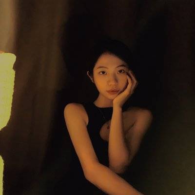 黑白模特