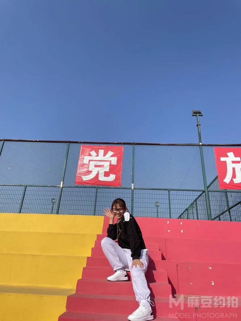 校园模特