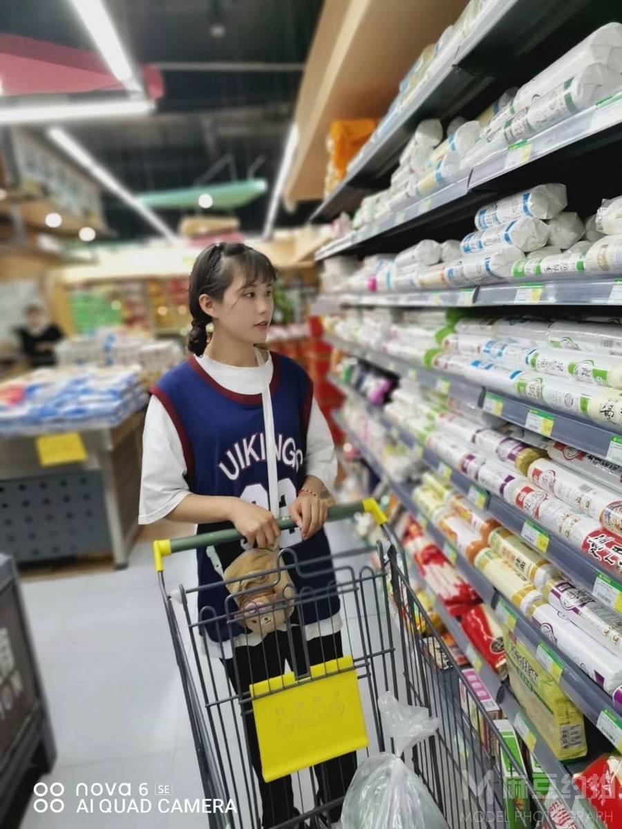 少女模特