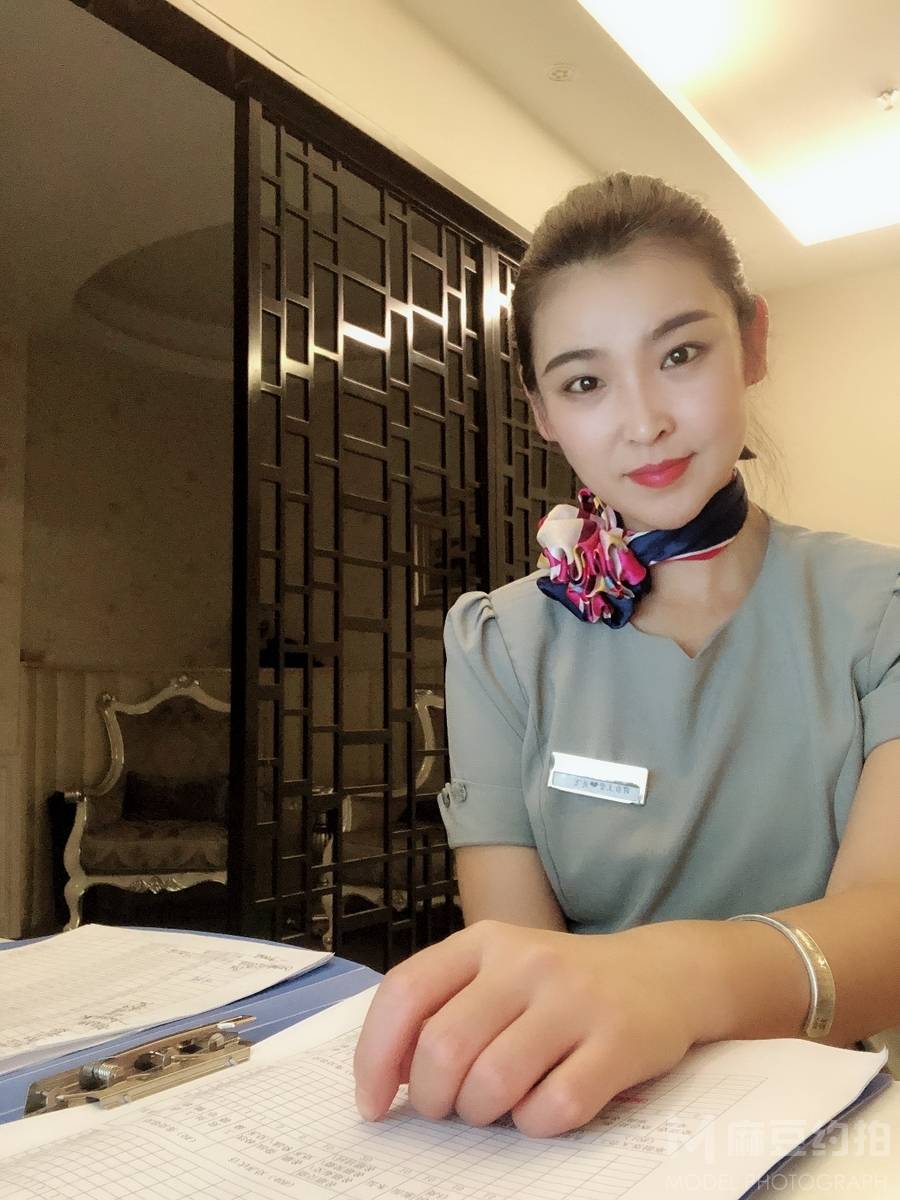 商务模特