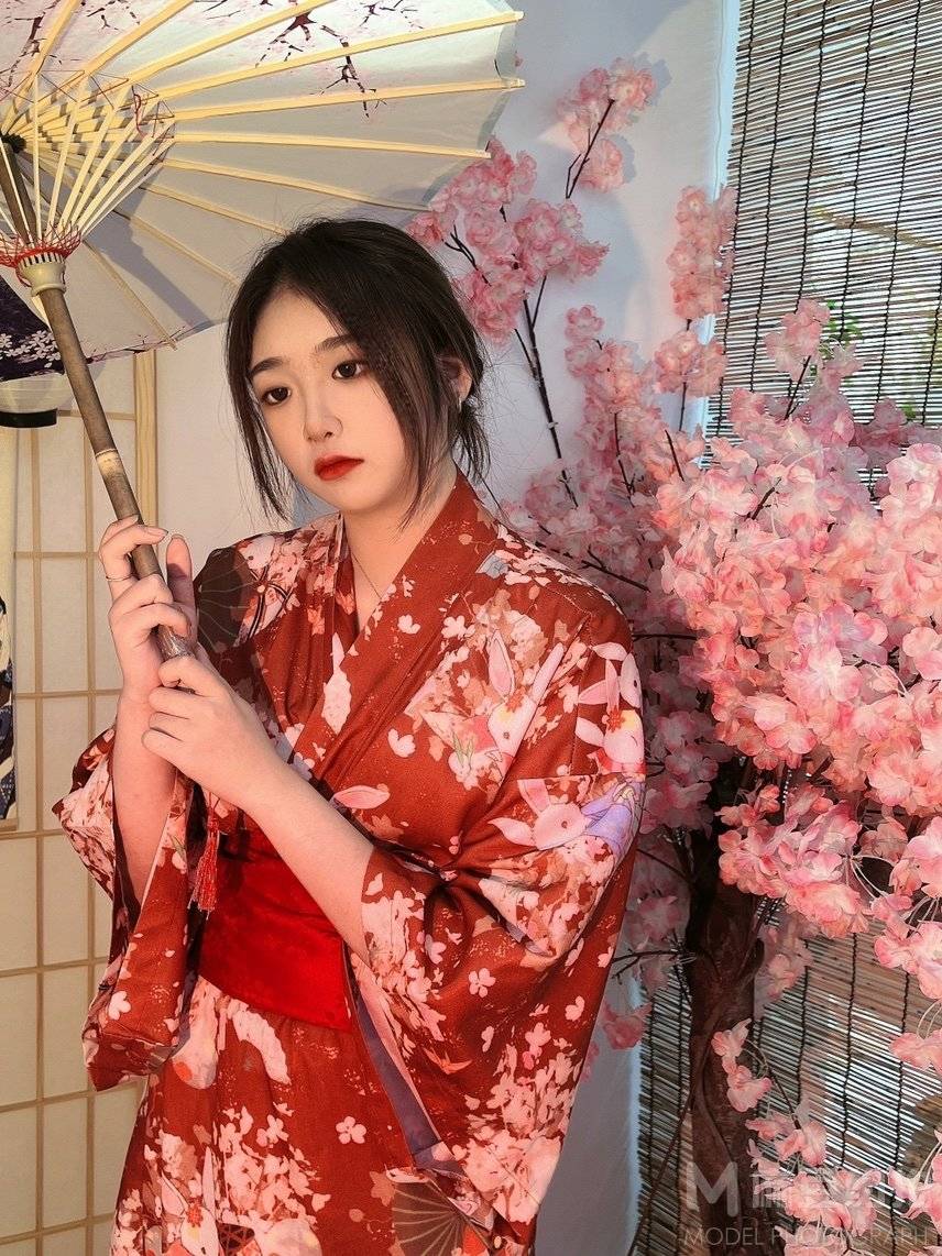 和服模特