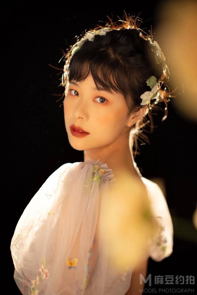 妆容模特