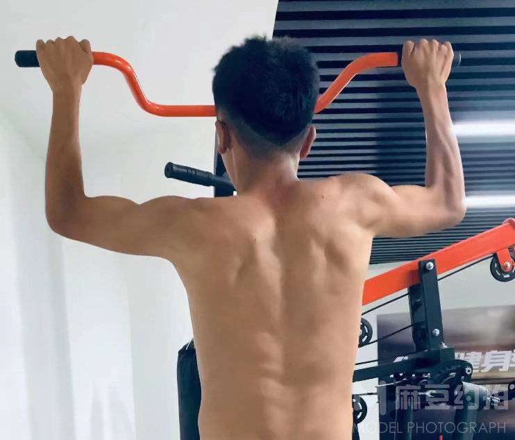 黑白模特