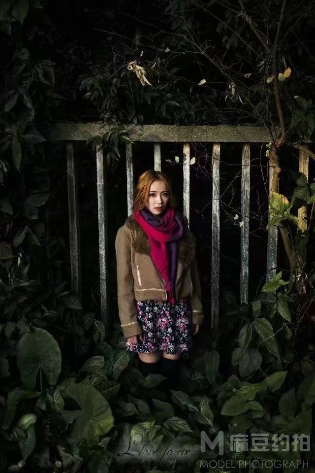 情绪模特