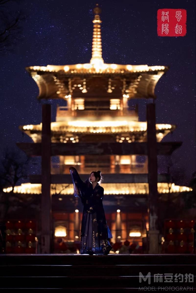 汉服模特