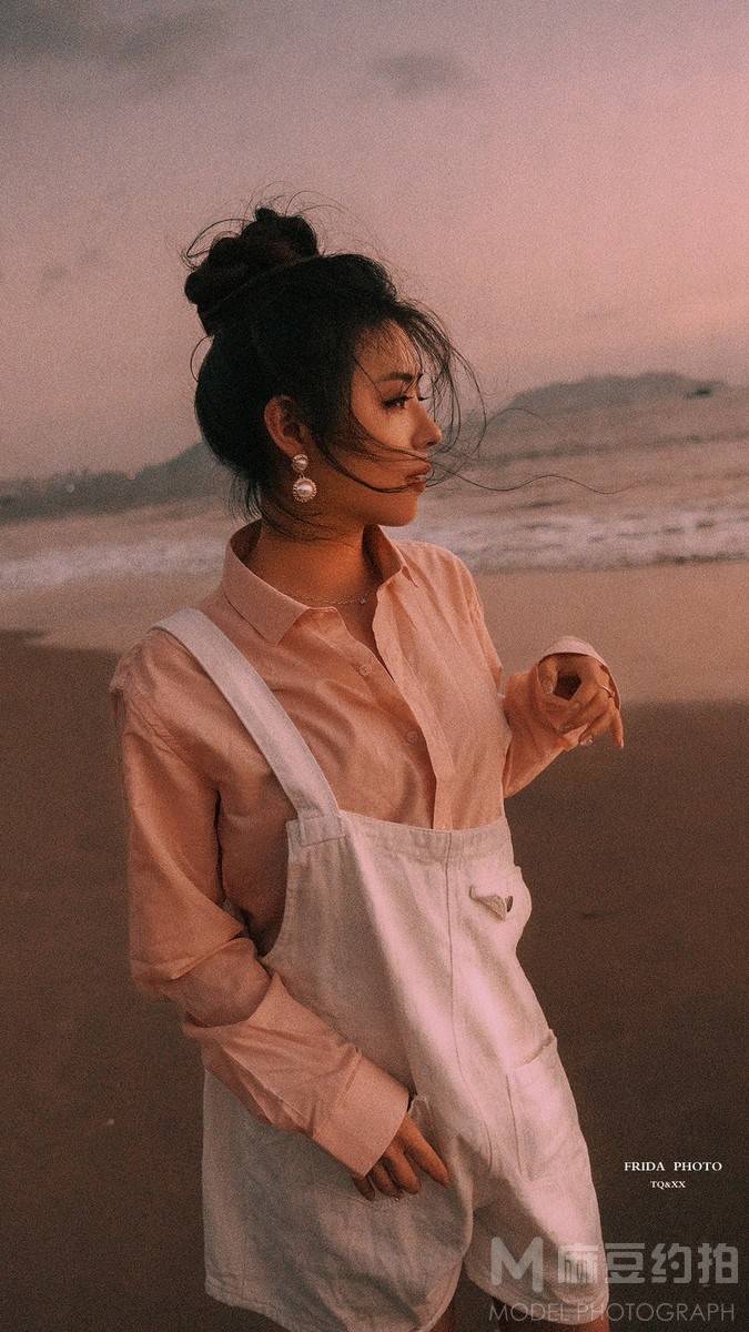 纪实模特