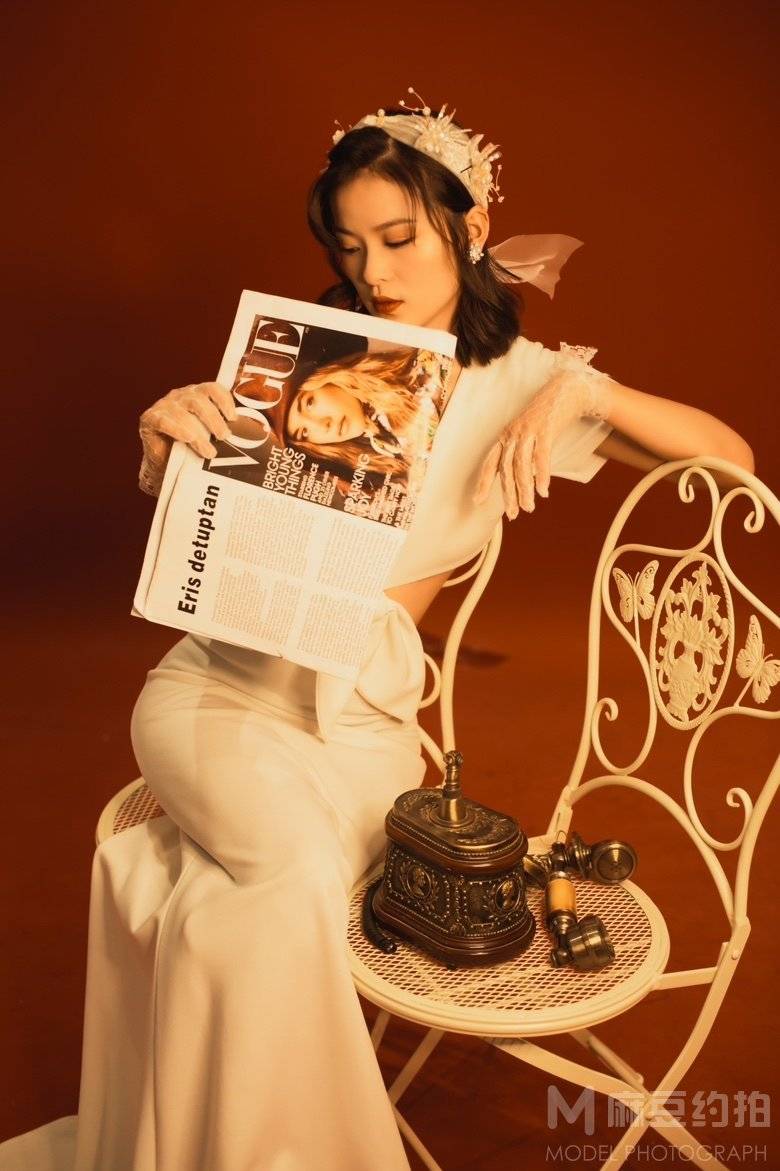 胶片模特