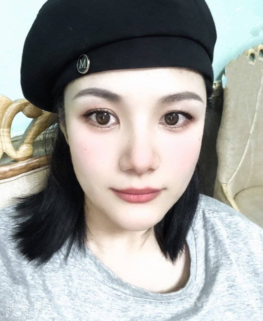 纪实模特