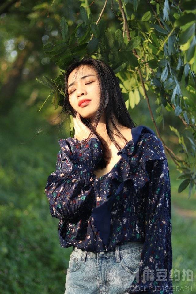 清新模特