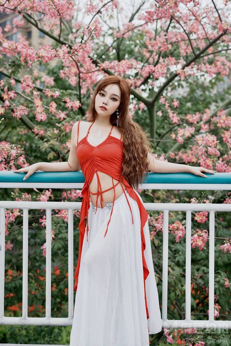 清新模特