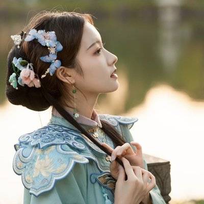 汉服模特