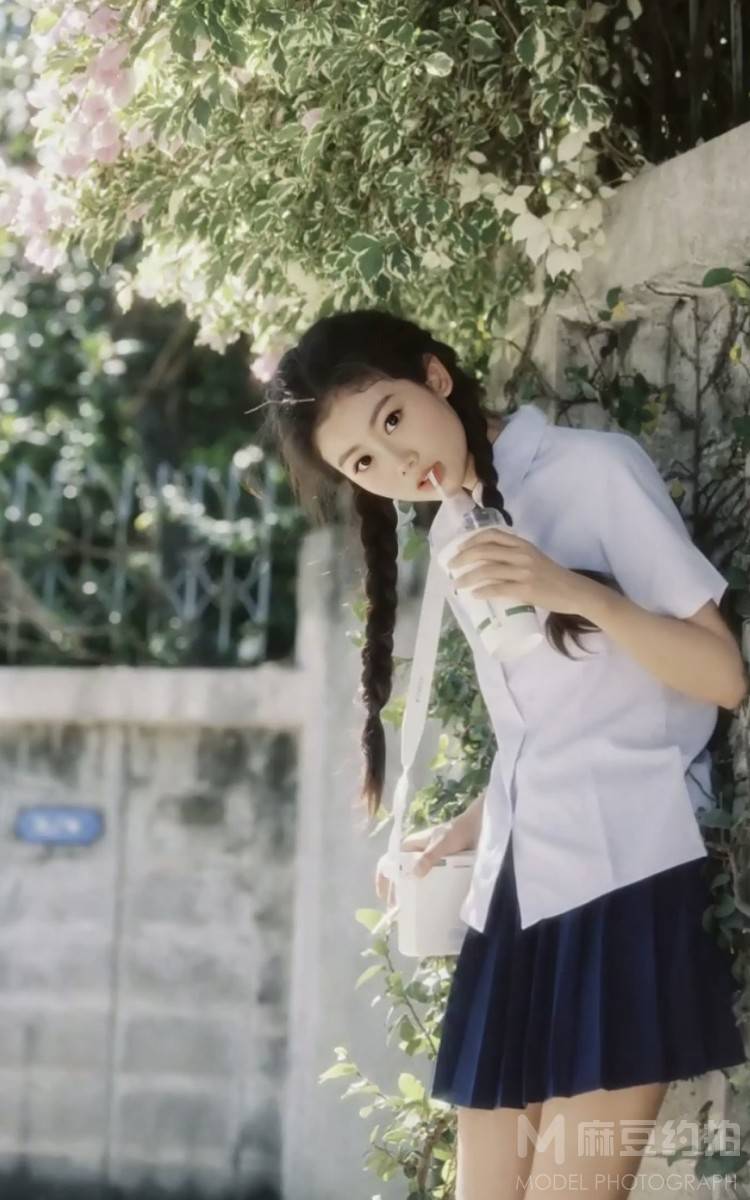 宝丽来模特