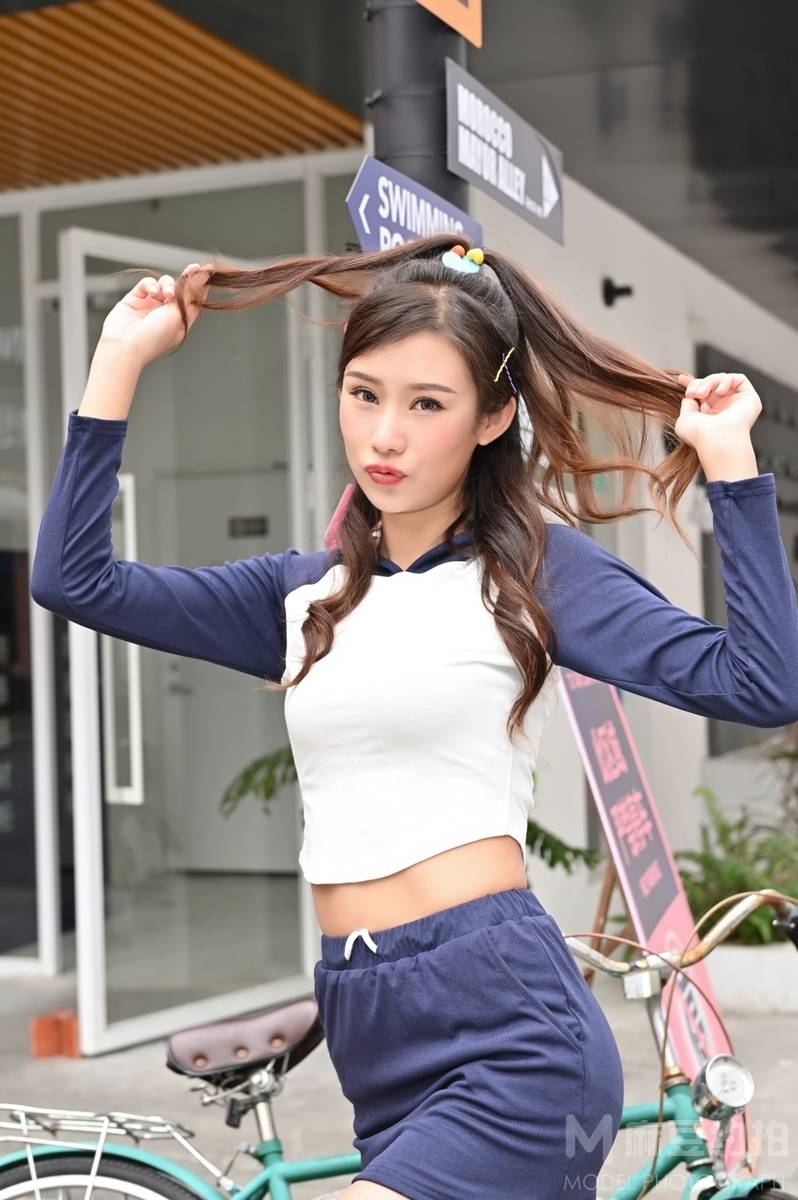 清新模特