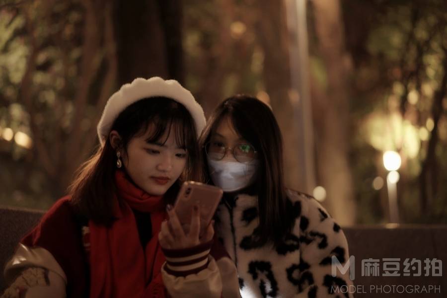 情侣模特