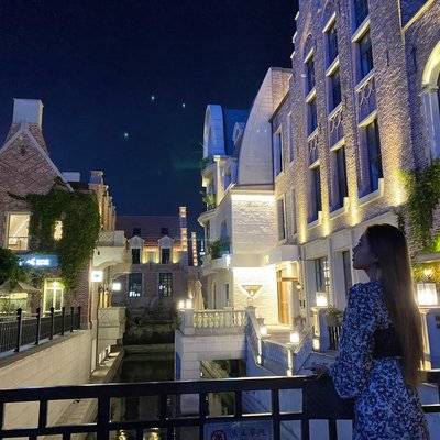 夜景模特
