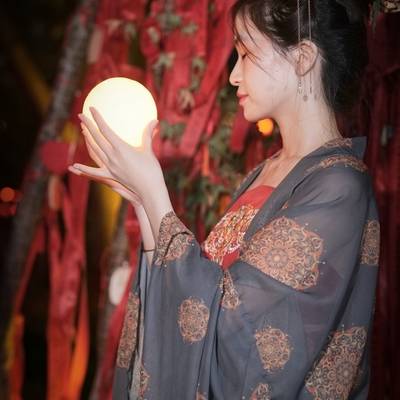 汉服模特