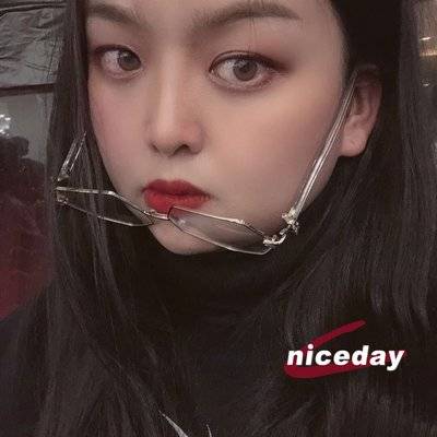 黑白模特
