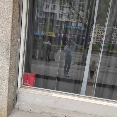 黑白模特