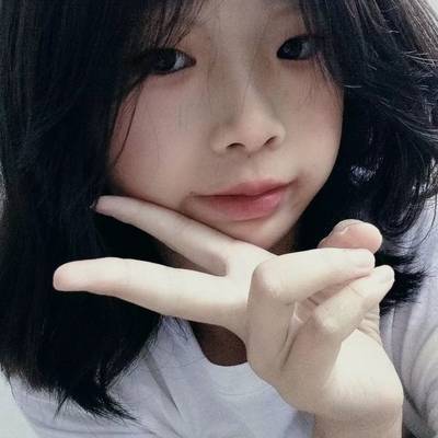 黑白模特