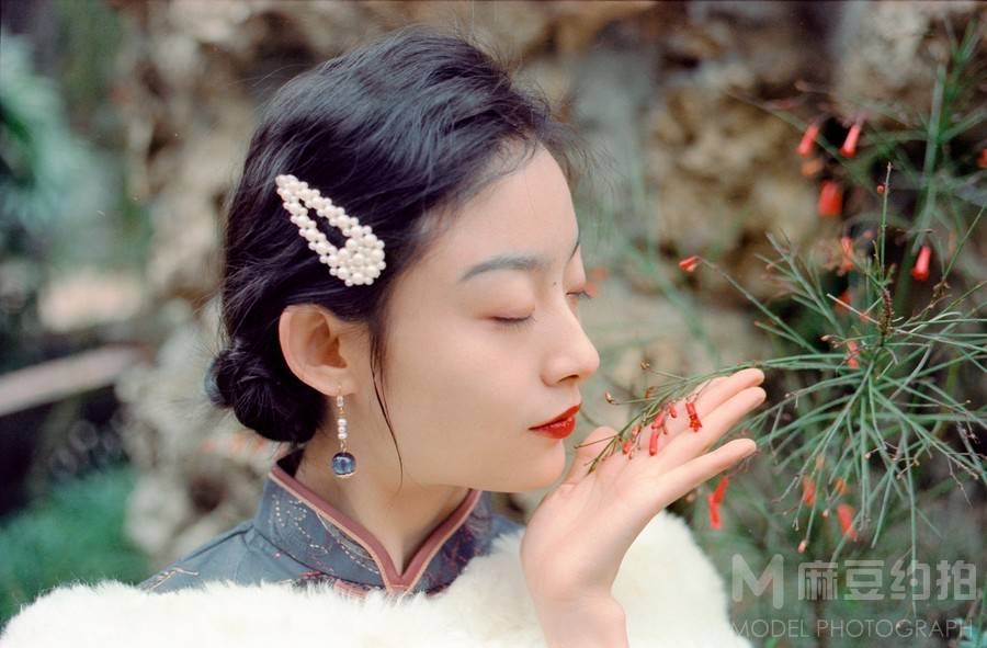胶片模特