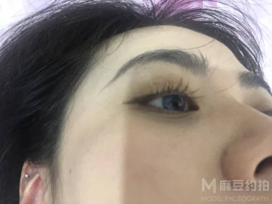 妆容模特