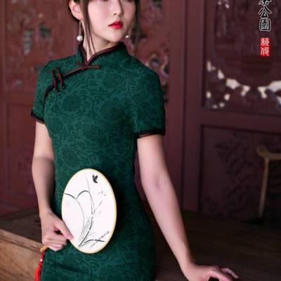 旗袍模特