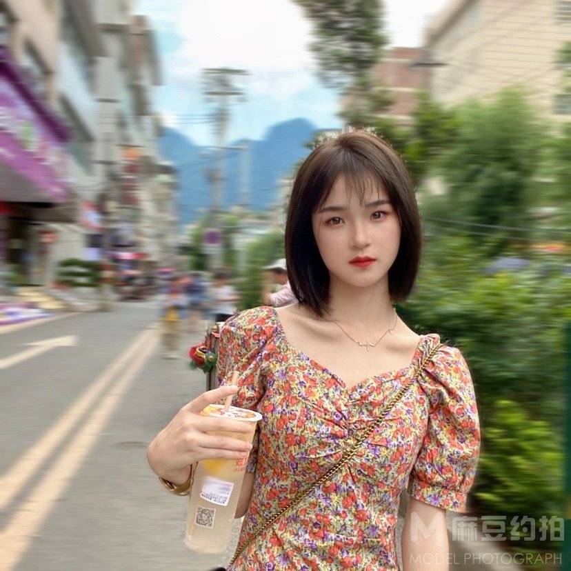 妆容模特