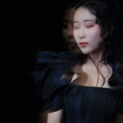 黑白模特