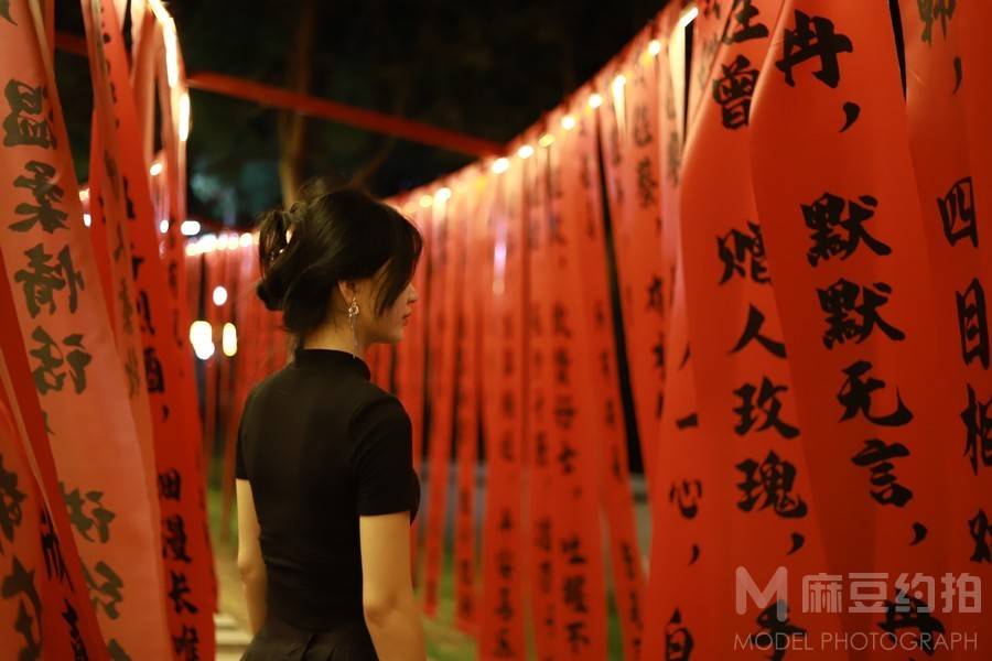 夜景模特
