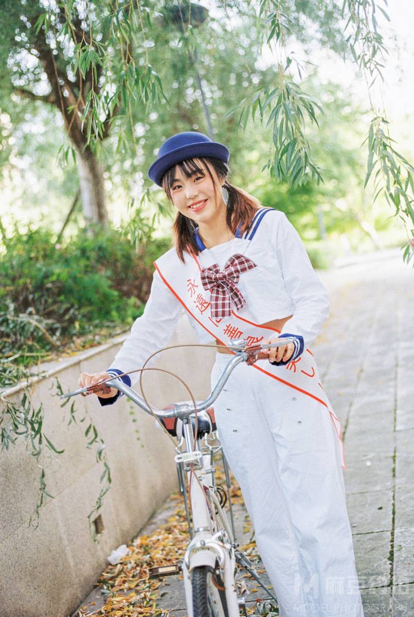 胶片模特