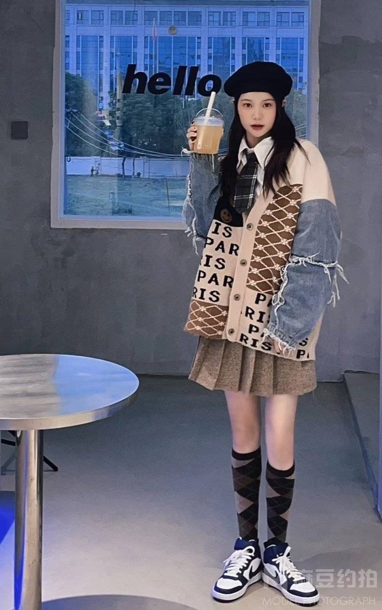 校园模特