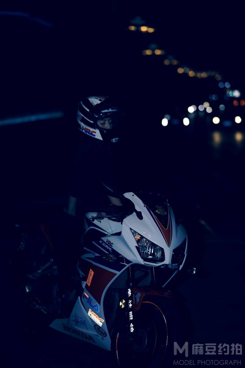 夜景模特