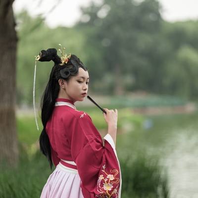 汉服模特