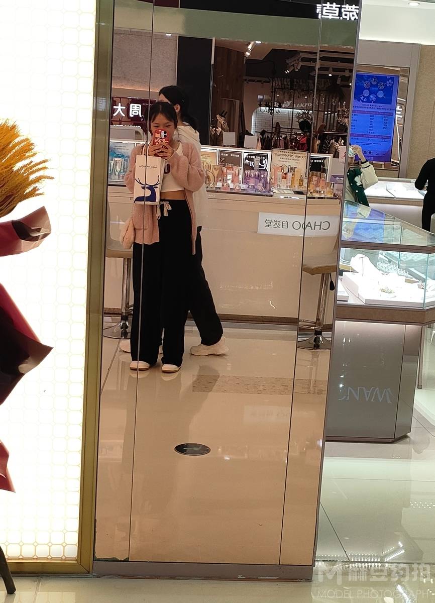 清新模特