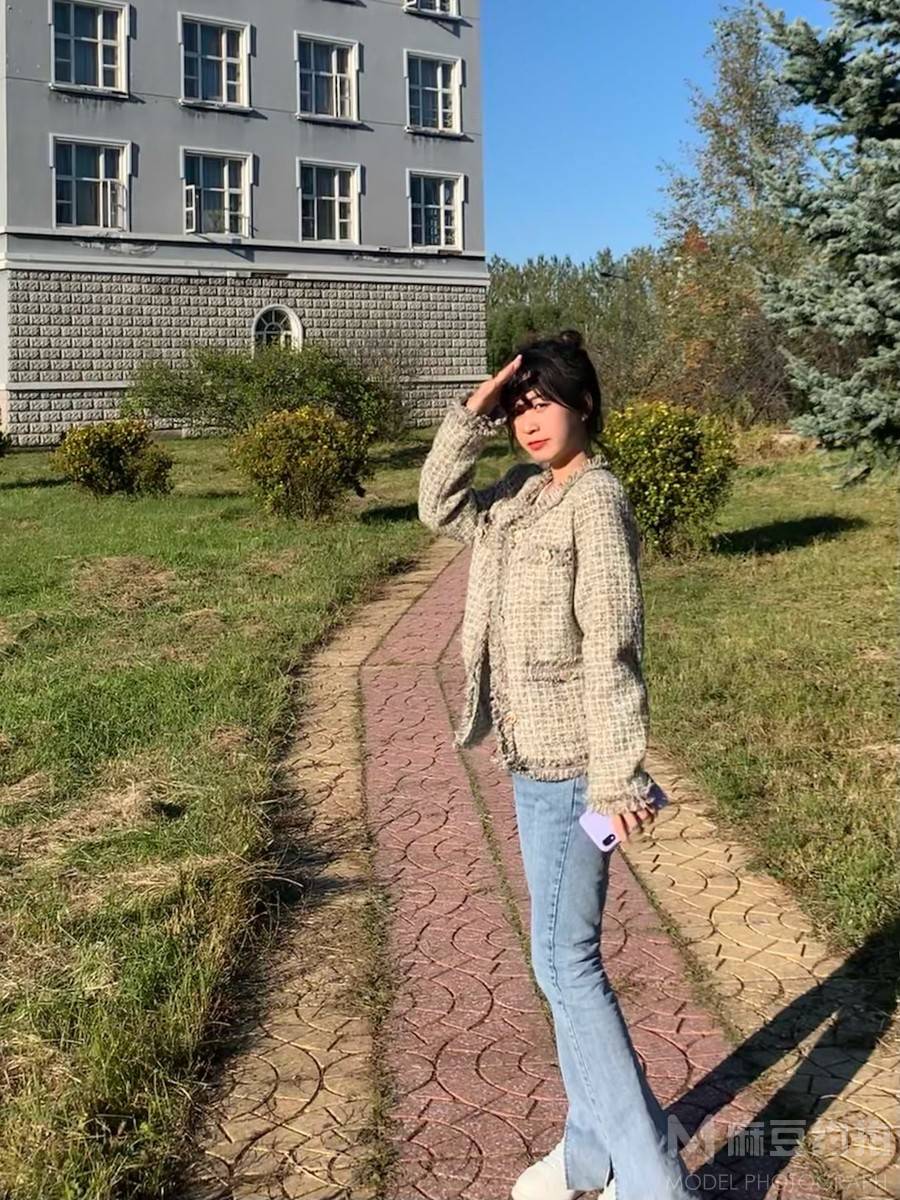 校园模特