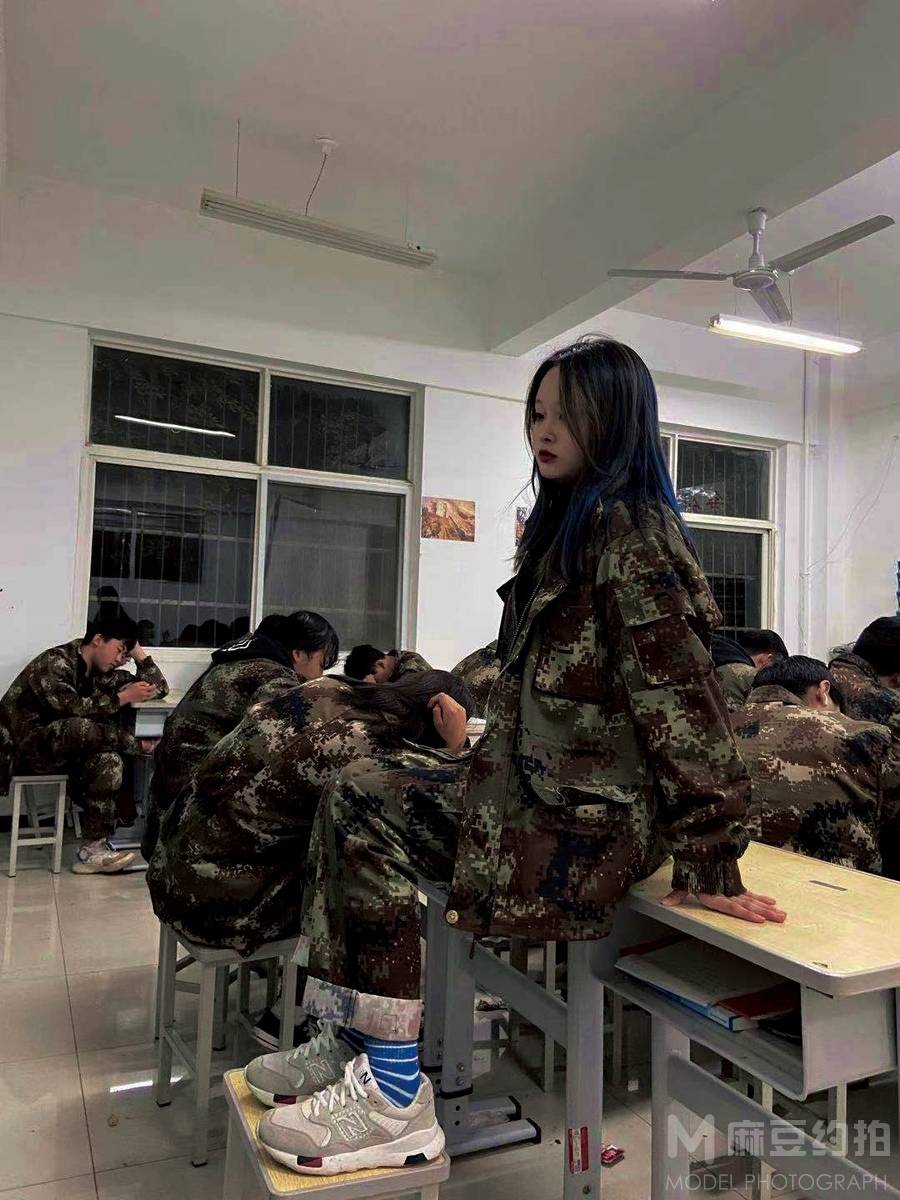 少女模特