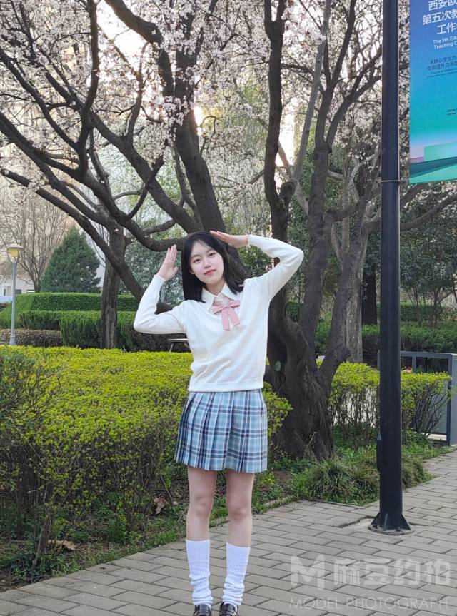 校园模特