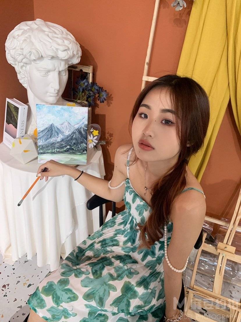清新模特