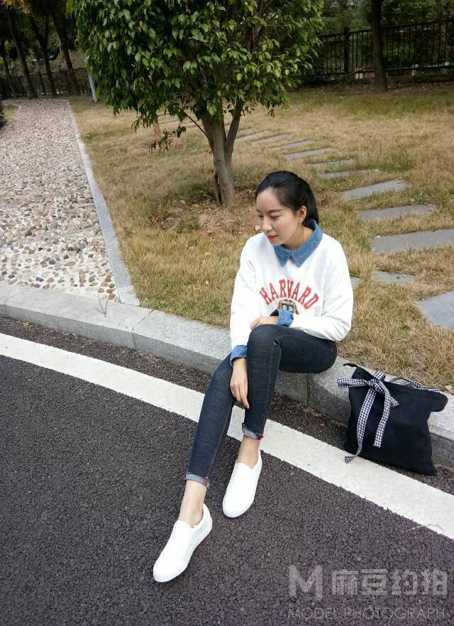 校园模特