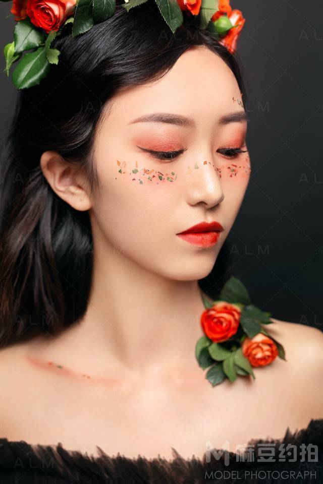 妆容模特