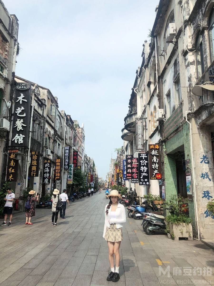 校园模特