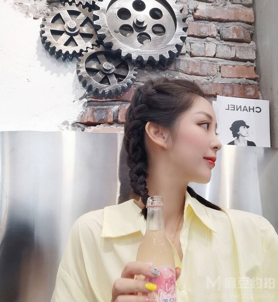 清新模特