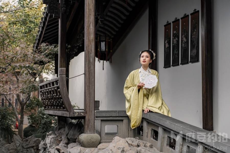 汉服模特